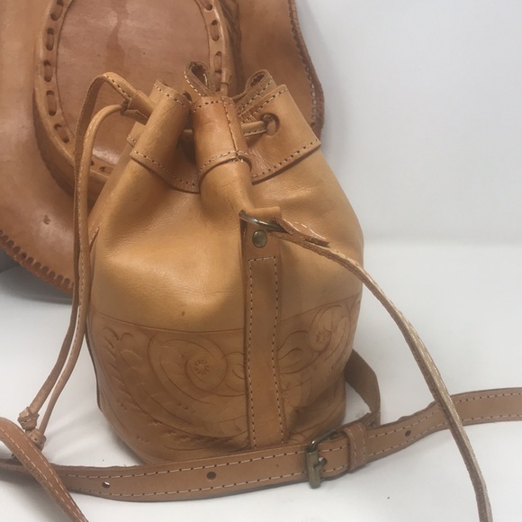 Leather Tooled Vintage Small Bucket Bag - Picture 4 of 6